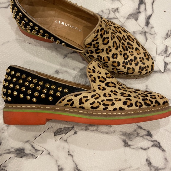 Slip on Animal Print / gold studded Shoes - Picture 5 of 5